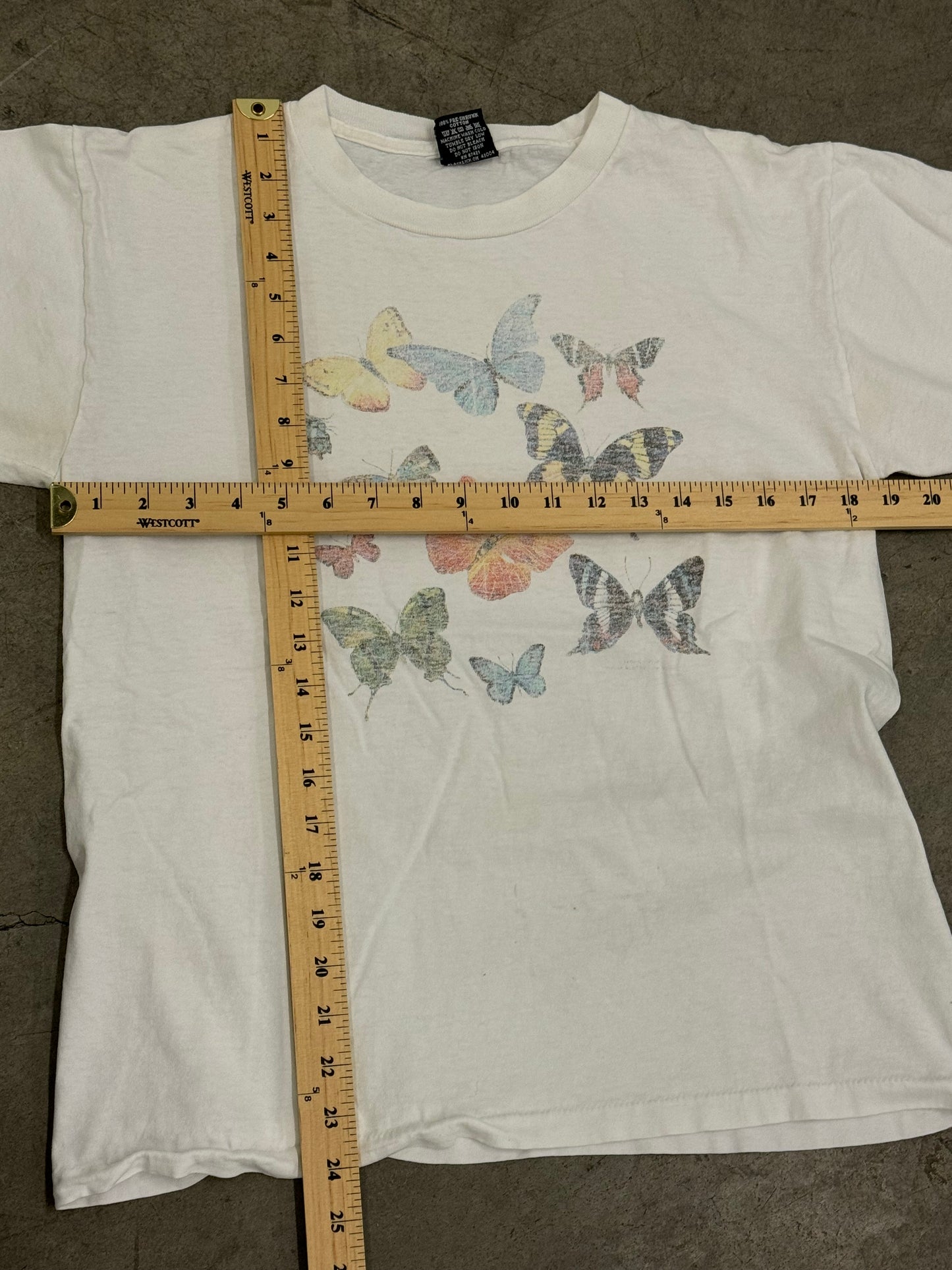 Vintage Faded Earth Tones Butterfly Graphic Tee (M)