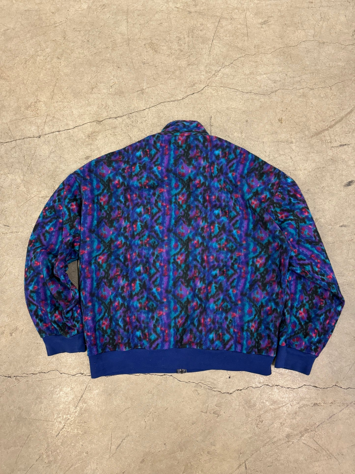 Rugged Terrain 90’s Patterned Fleece (XL)