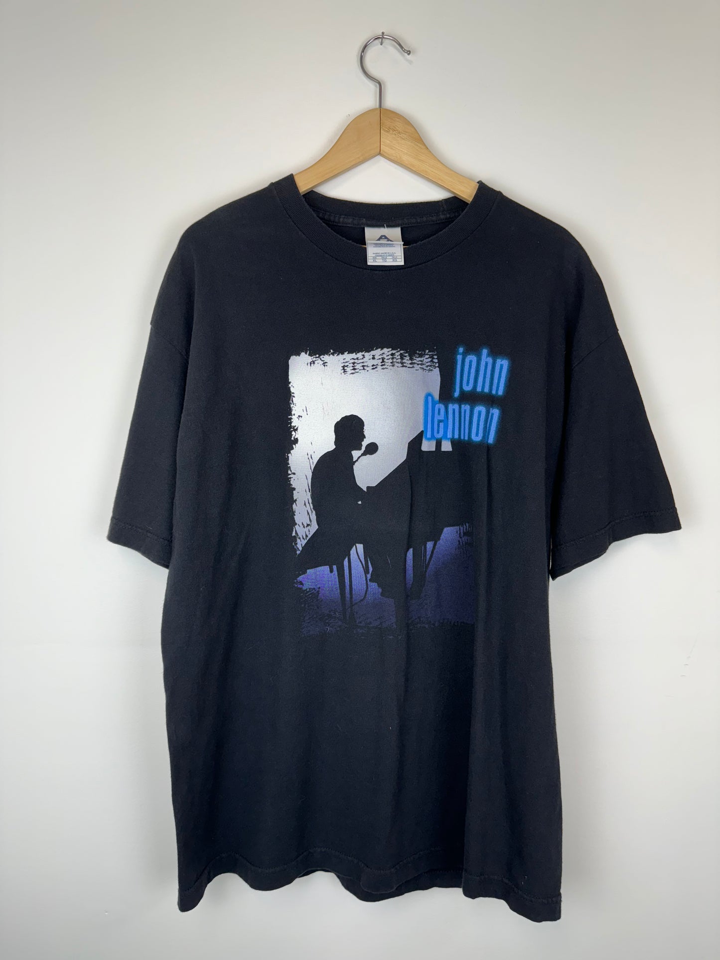 John Lennon 2003 Tee (XL)